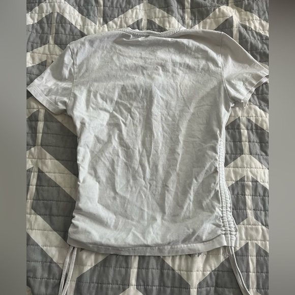 SHEIN butterfly shirt - Picture 4 of 4